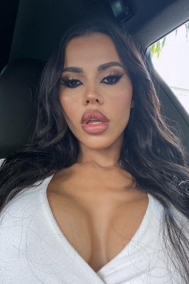 Cambrie, beautiful Russian escort who offers girlfriend experience in Rome Cambrie, beautiful Russian escort who offers girlfriend experience in Rome