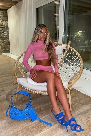 Ivona, beautiful Russian escort who offers massages in Rome