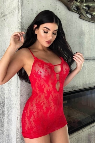 Meryl, beautiful Russian escort who offers massages in Rome